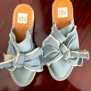 Dolce Vita Flats
